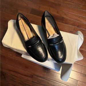 Perla black leather loafer 2 inch heel